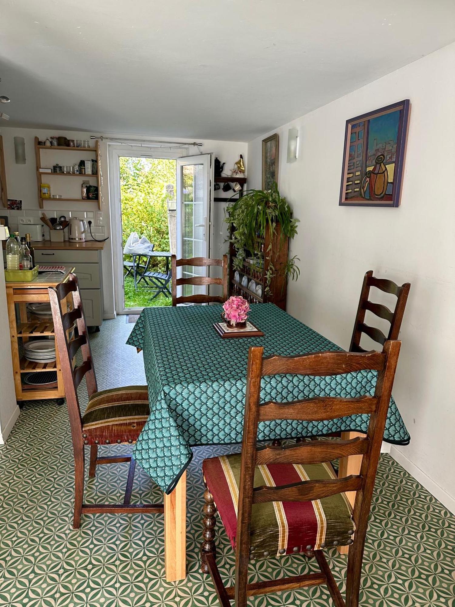 Agreable Maison A 500 M De La !